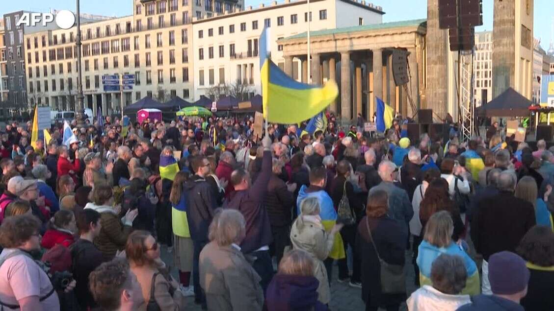 Germania, a Berlino manifestazione di solidarieta' con l'Ucraina