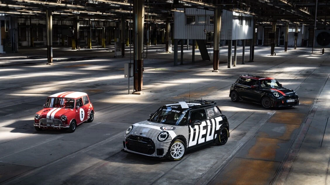 Mini alla 24 Ore del Nürburgring con una livrea esclusiva