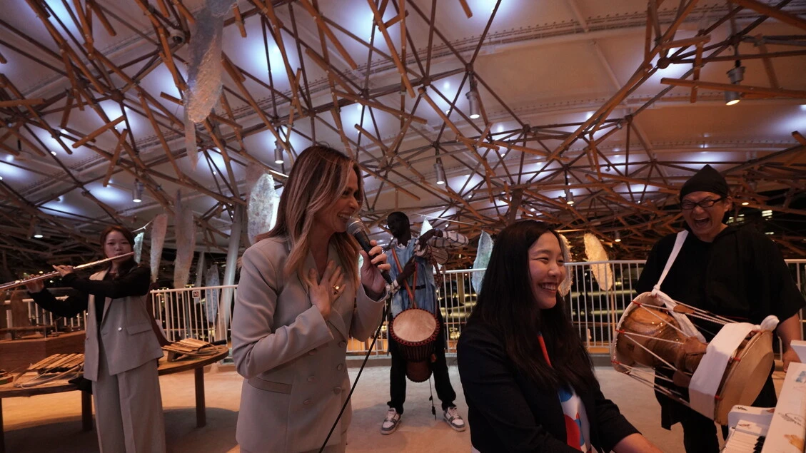 Serena Autieri incanta Expo 2025 Osaka con la musica napoletana