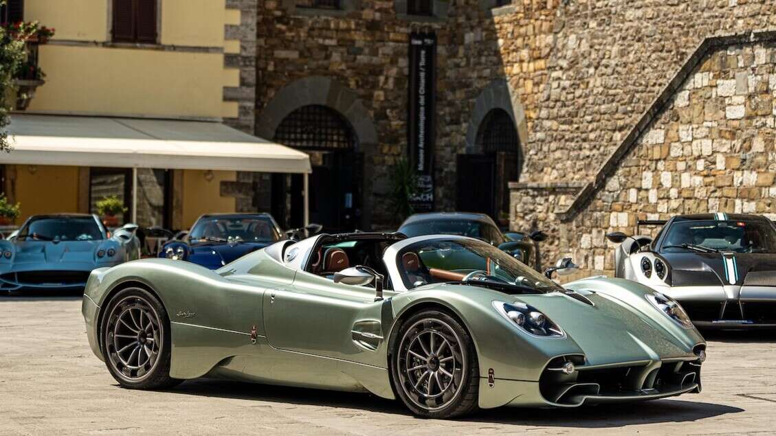 Pagani Utopia Roadster, debutto dinamico a The I.C.E. 2025