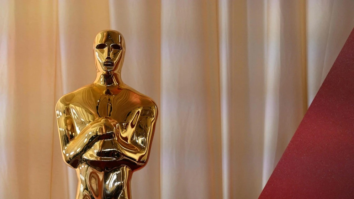 Nuove regole agli Oscar, l'Academy sbarra la strada all'IA