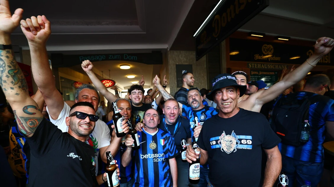 Champions, stasera Psg-Inter: marea nerazzurra si dirige verso l'Allianz Arena 