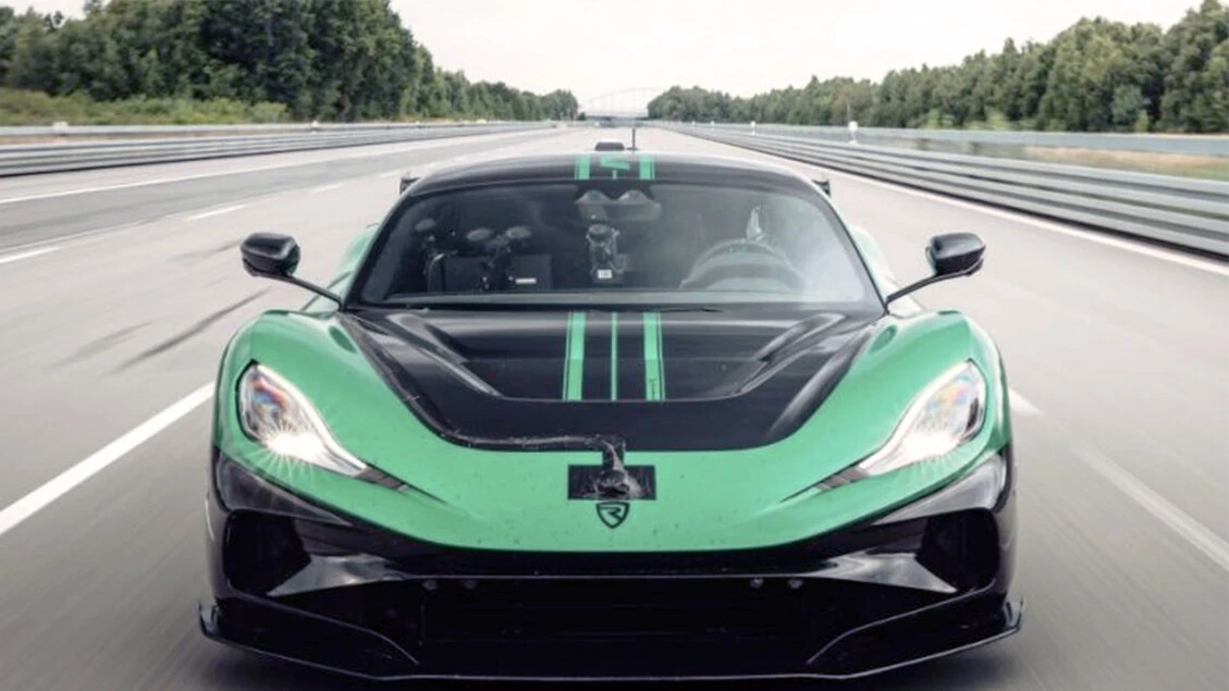 Hypercar EV Rimac Nevera R, record velocità con 431,45 km/h