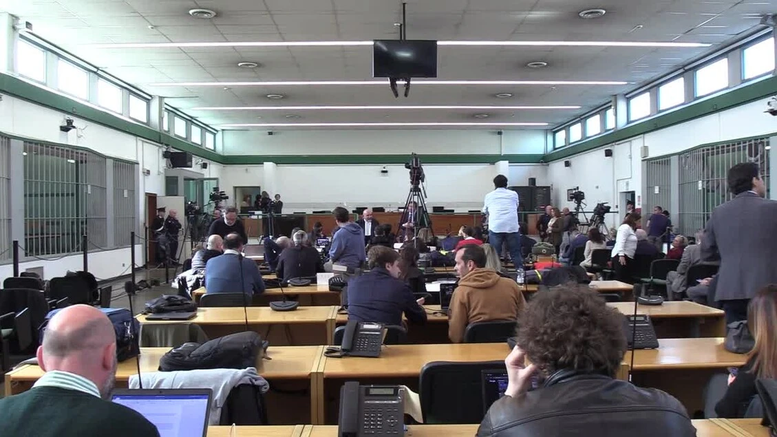 Roma, strage di Fidene: i familiari delle vittime escono dall'aula per protesta