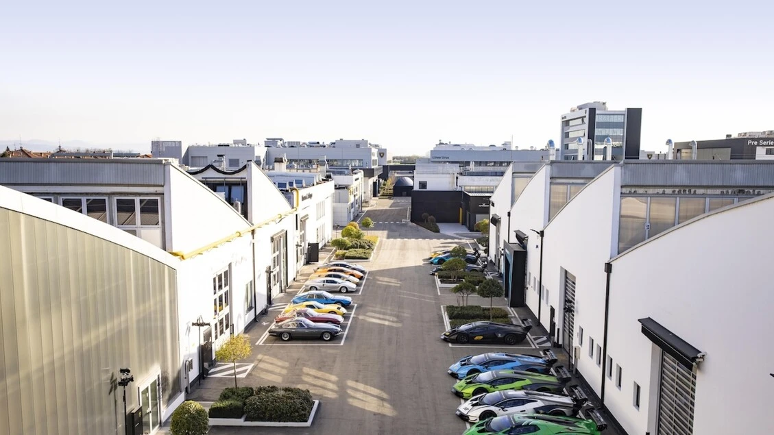 Lamborghini, il sito a Sant'Agata cresce e da 10 anni è a zero CO2