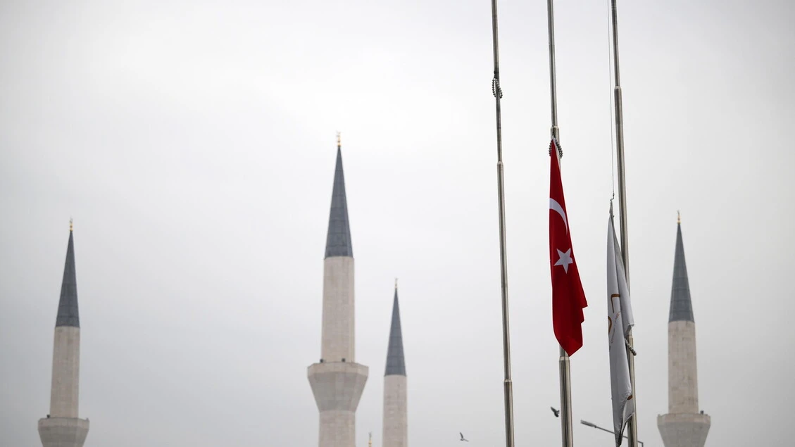 Ankara, munizioni sparate da Iran verso Turchia, neutralizzate da difese Nato