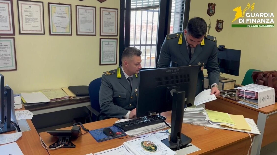 Condannati per 'ndrangheta su auto di lusso, 54 indagati