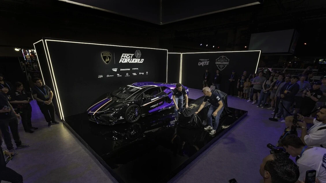 Stand Lamborghini al DreamHack Dallas 2025