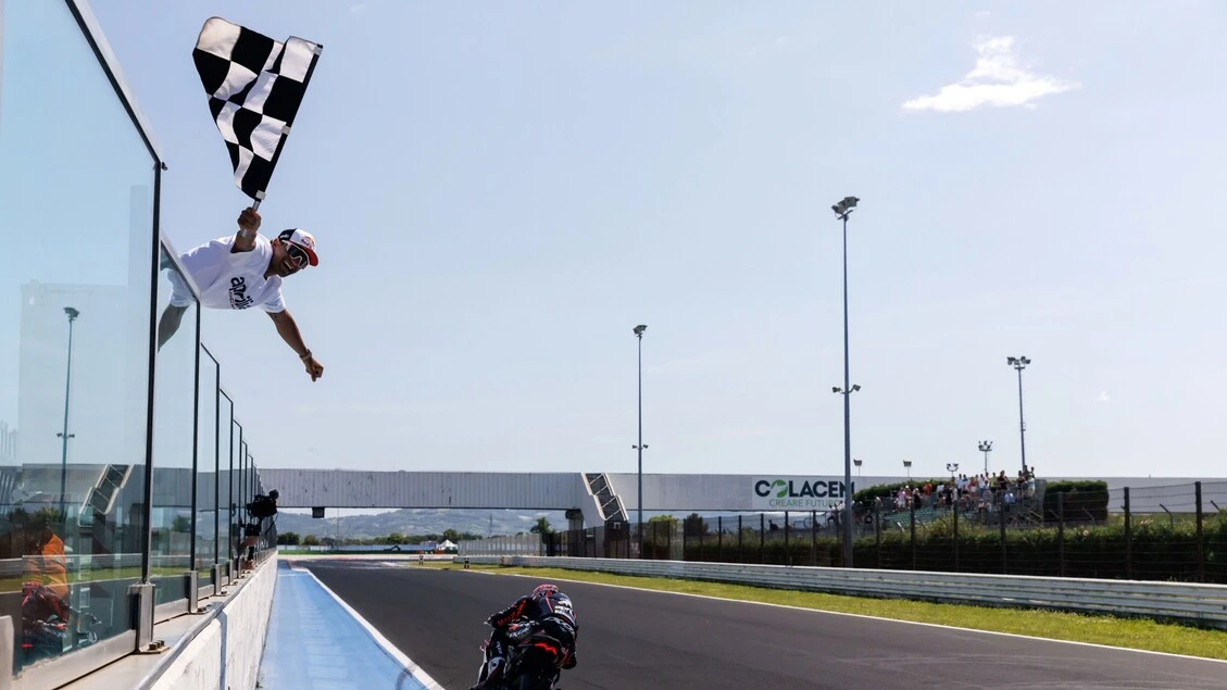 Alla Race of Stars riflettori puntati su Aprilia RS 660 Factory