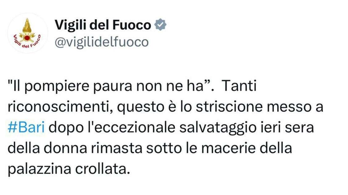 Crollo Bari, striscione in strada 'il Pompiere paura non ne ha'