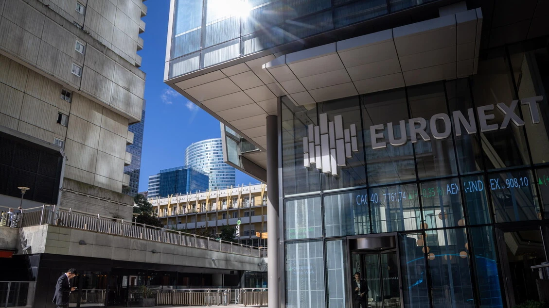 Borsa: Francoforte +3% e Milano +2% dopo l'avvio di Wall Street, giù i petroliferi
