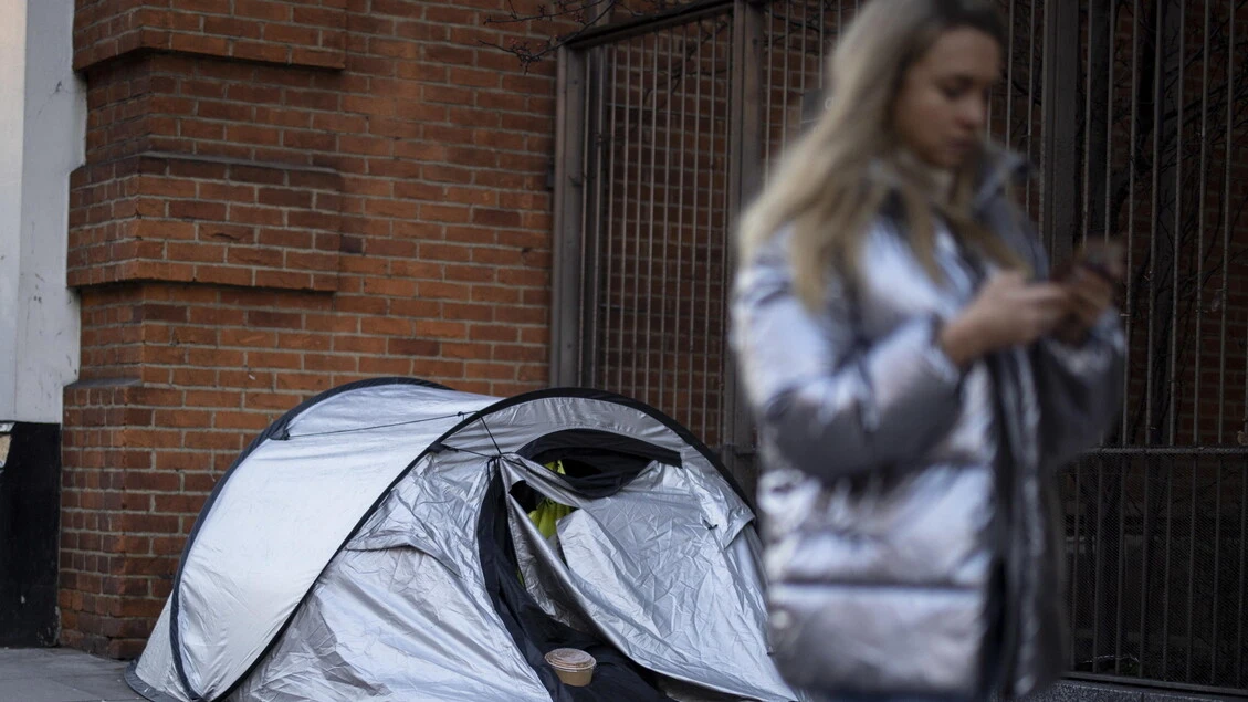 Oxfam, in 10 anni +33.900miliardi per l'1% più ricco del mondo