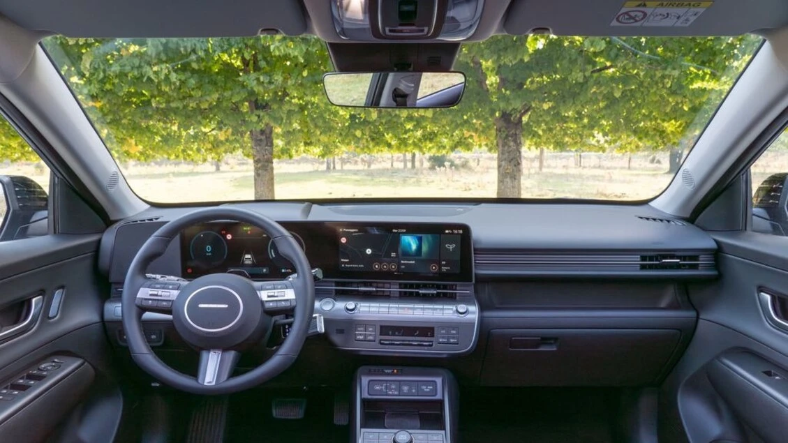 Hyundai Kona sfida i b-suv per abitabilità e bagagliaio
