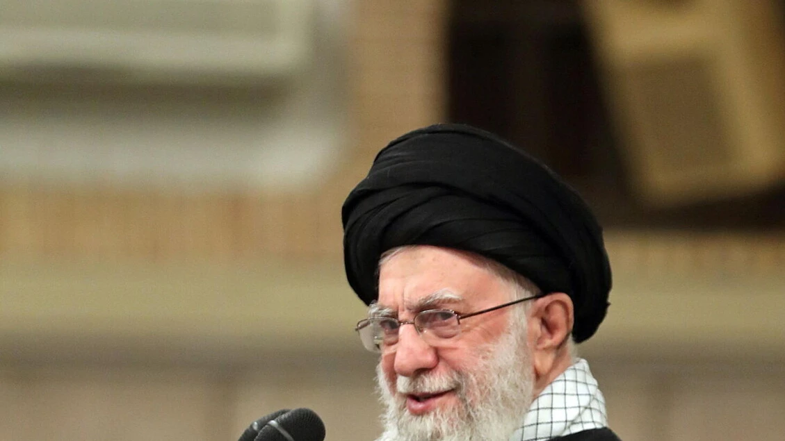 Khamenei, 'gli Usa devono lasciare il Medio Oriente'