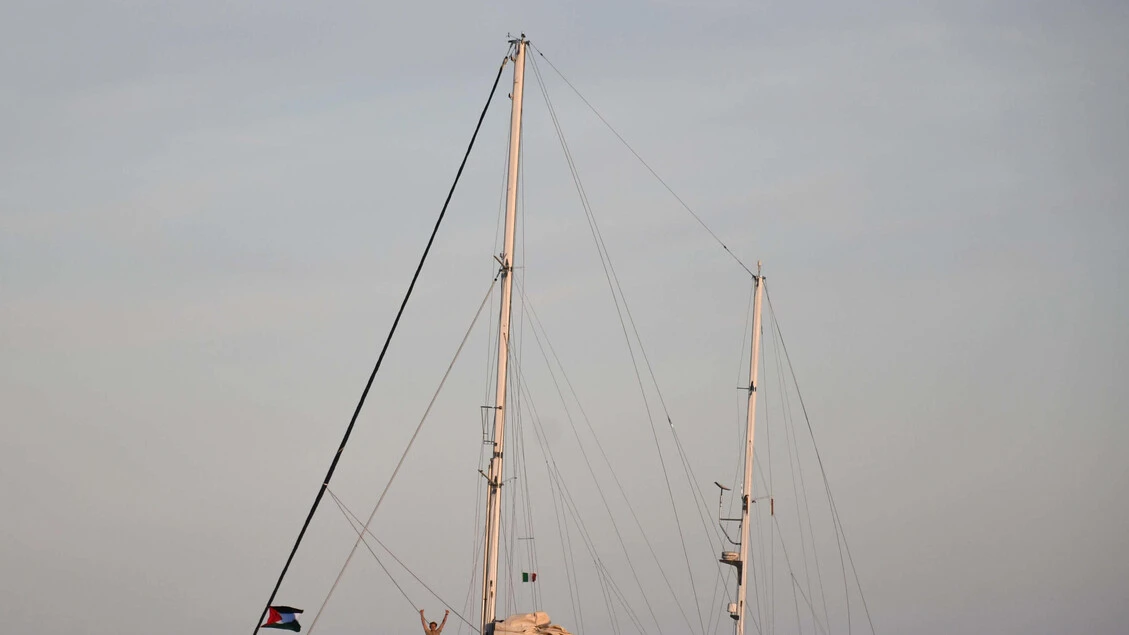 Israele: barca Flotilla dirottata, chi a bordo sarà rimpatriato