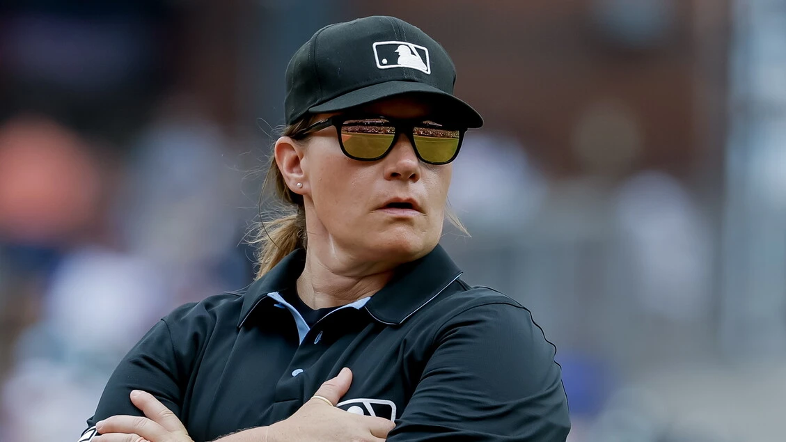 Cade un tabù nel baseball Usa, una donna arbitra partita Mlb