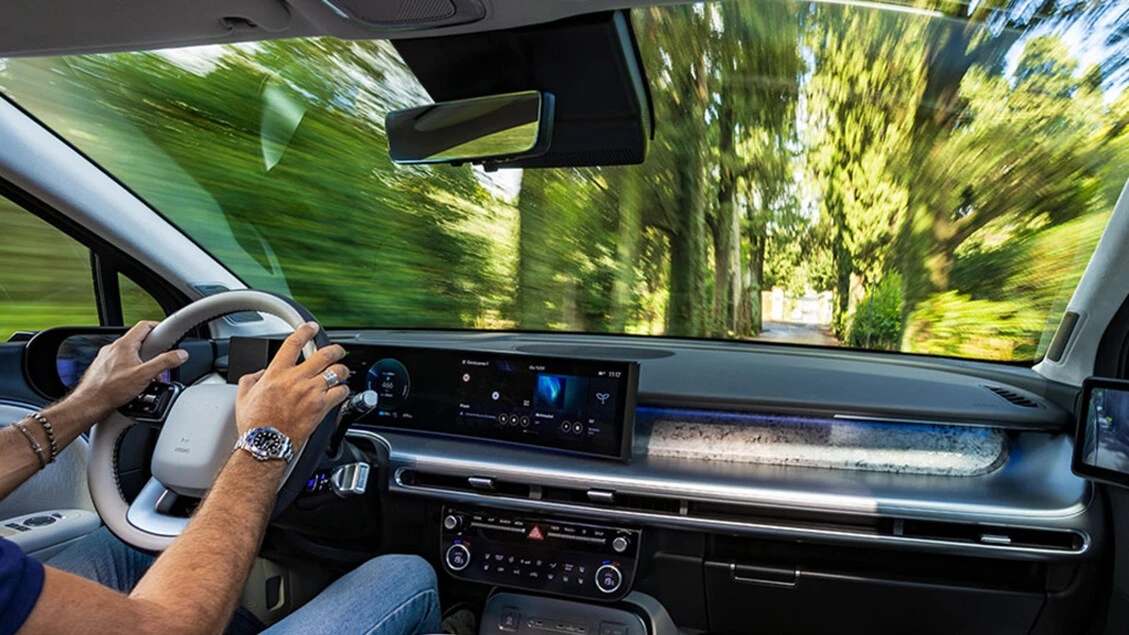 Hyundai, sono tanti i vantaggi se l'assistente AI è a bordo
