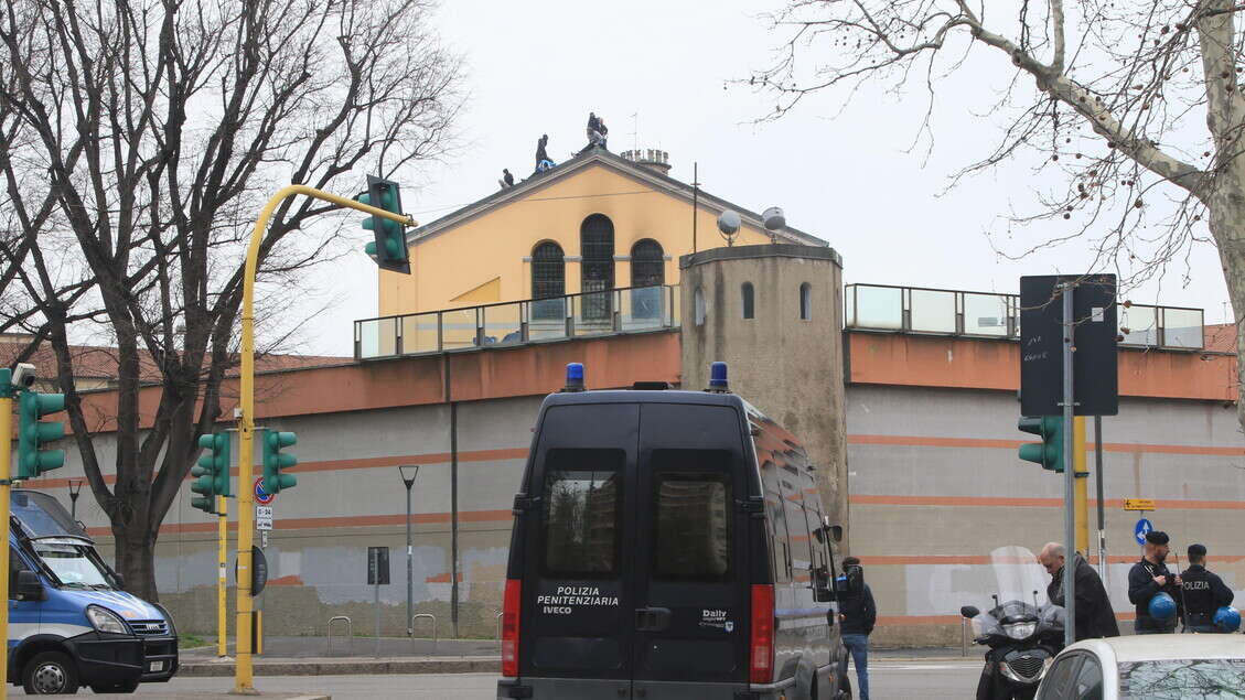 Violenta psicologa nel carcere di San Vittore, fermato detenuto