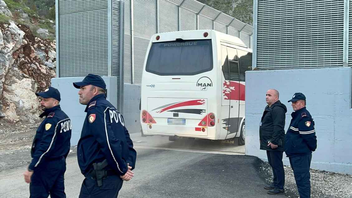 Viminale: 'Protesta e qualche danneggiamento nel Cpr in Albania'