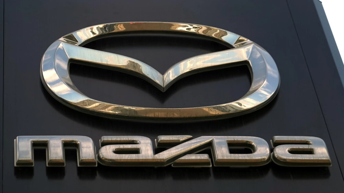Mazda prevede un calo dell'utile dell'82% a causa dei dazi Usa