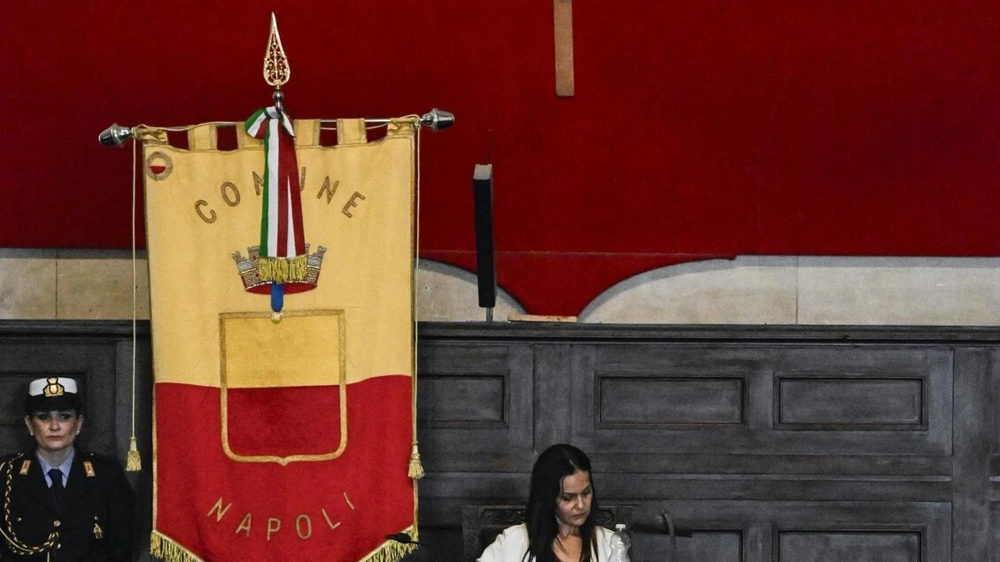 Consiglio Napoli, stop a ogni collaborazione con Israele