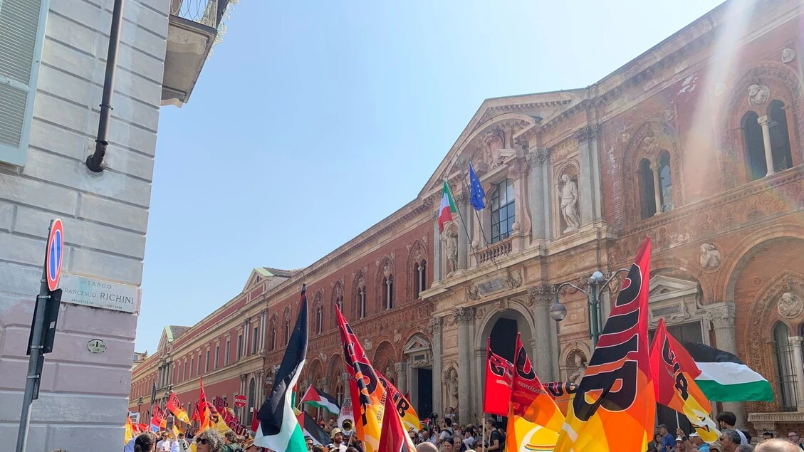 A Milano corteo sindacati base, stop genocidio in Palestina