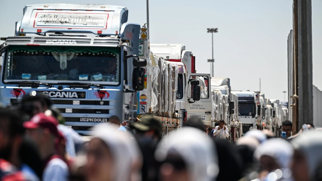 Israele, oltre 250 camion di aiuti entrati ieri nella Striscia