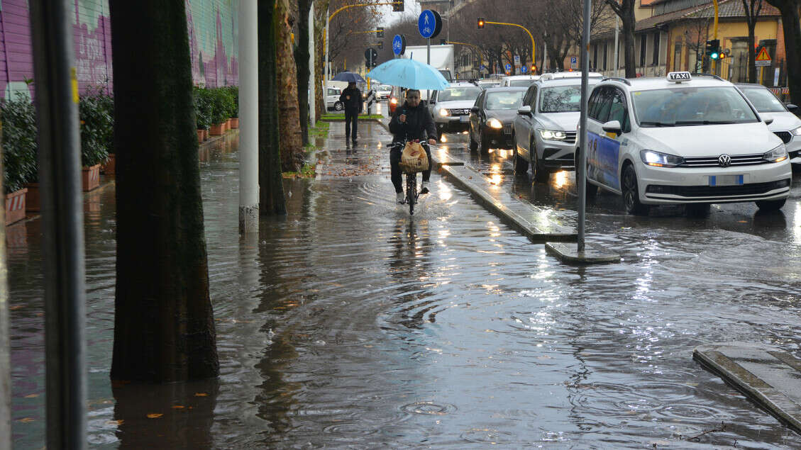 Maltempo: allerta arancione in Toscana per piogge, venti a Sud