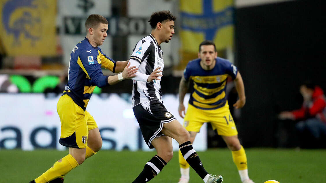 In campo Udinese-Parma DIRETTA e FOTO