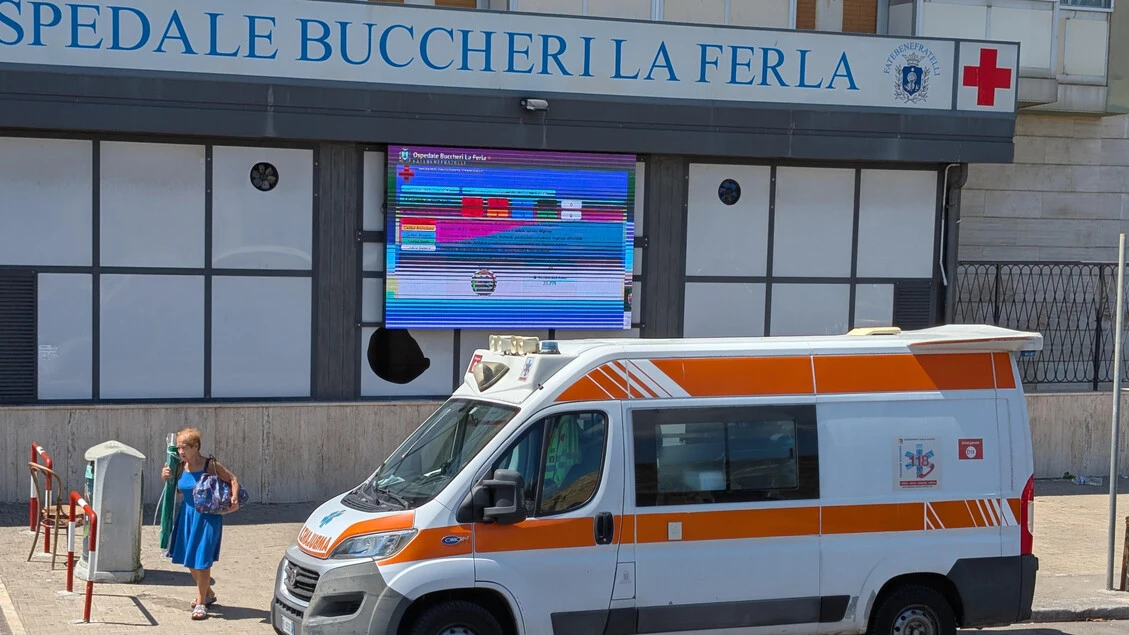 Donna incinta investita da un pullman a Palermo, è grave