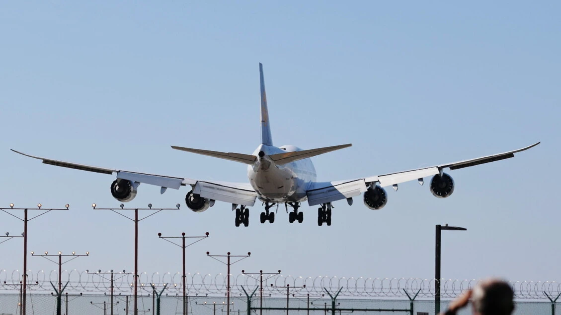 Oltre 1.600 voli cancellati oggi negli Usa per lo shutdown