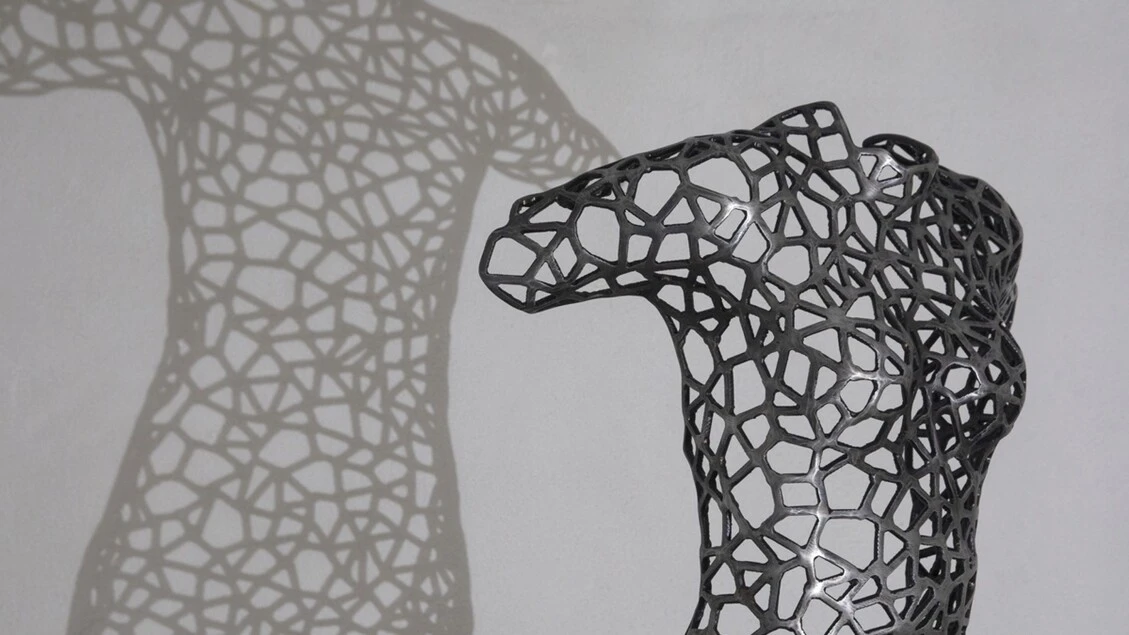 Dialogo tra arte e moda nella mostra 