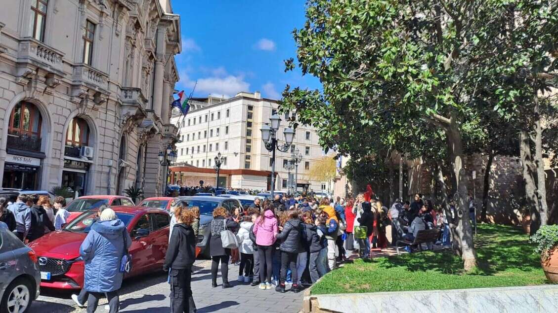 Terremoto a Catanzaro, nessun danno ma scuole evacuate