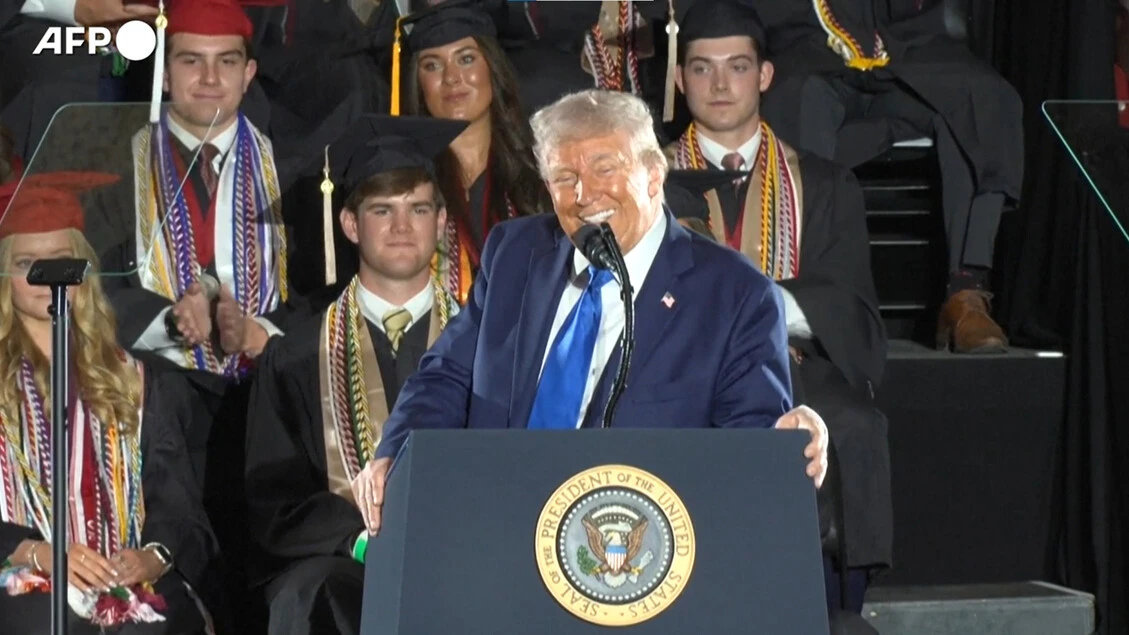 Trump agli studenti: 