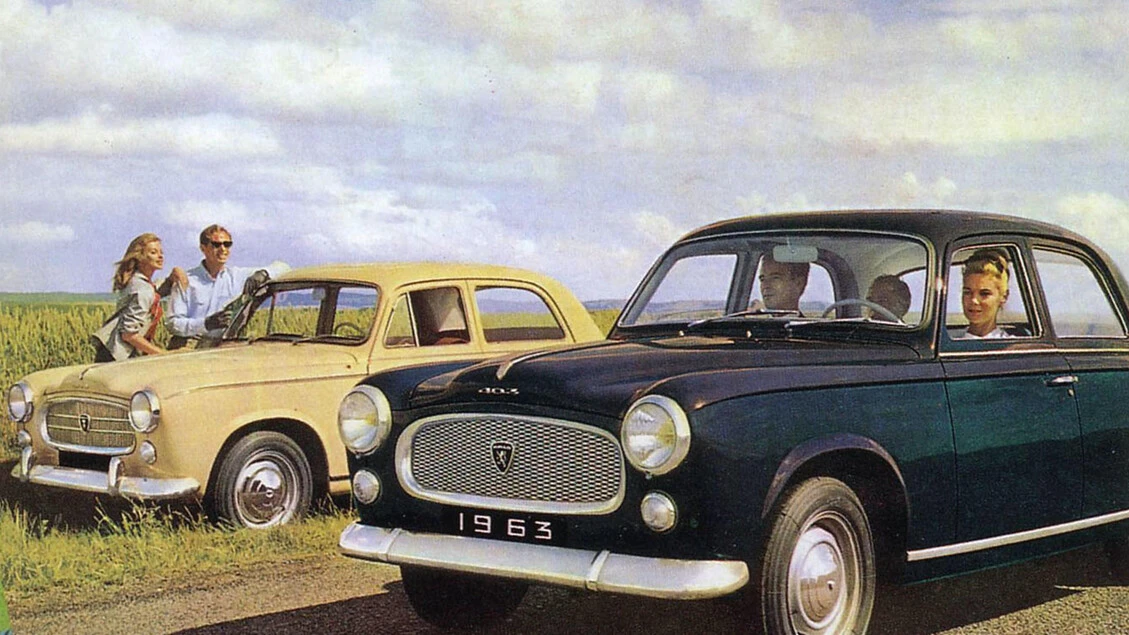 La 403 compie 70 anni,storia della prima auto moderna di Peugeot