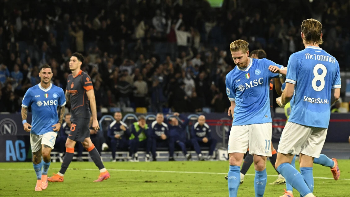 De Bruyne si opera alla coscia, starà fuori almeno 4 mesi