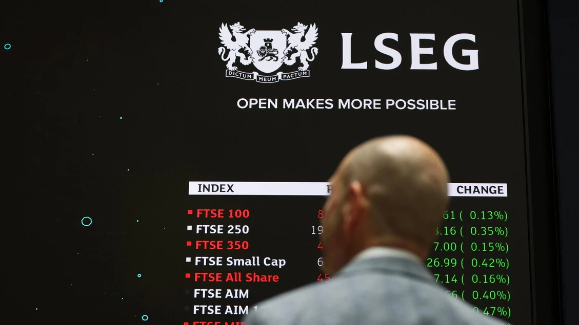 Borsa: Europa fiacca, Londra -0,9%