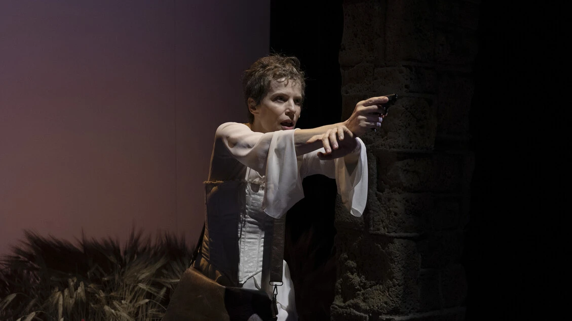 Sonia Bergamasco apre la stagione dell'Arena del Sole a Bologna