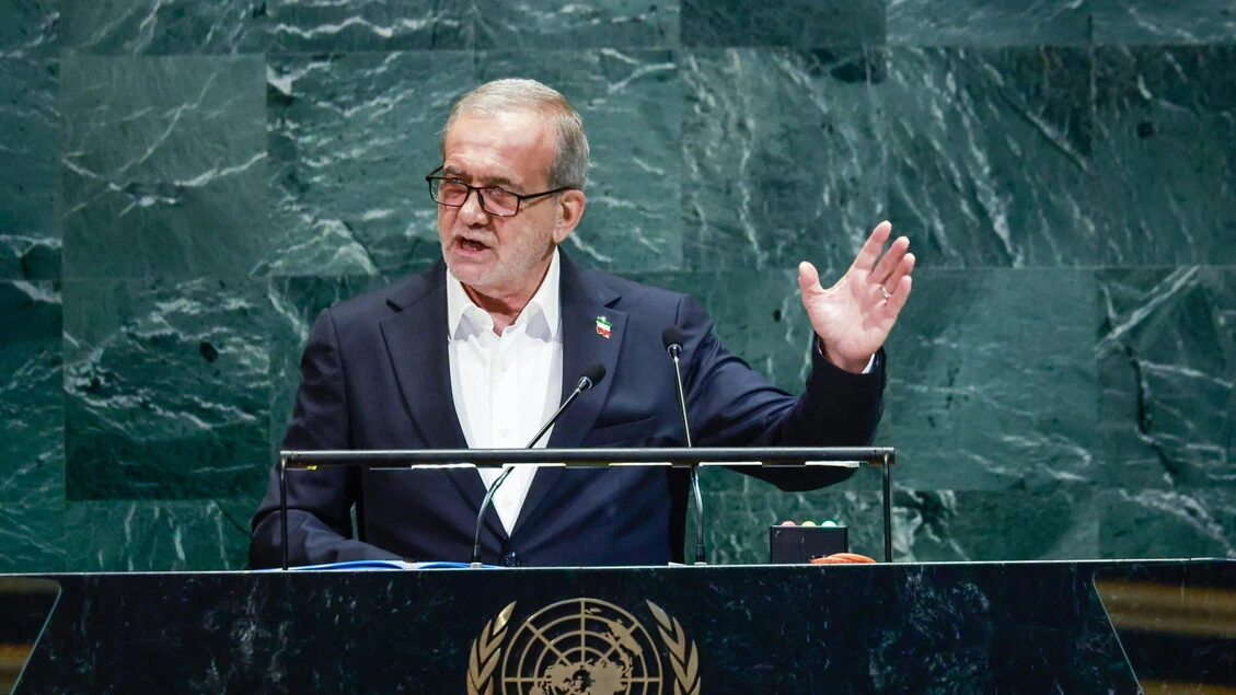 Pezeshkian, 'l'Iran è pronto a facilitare il transito delle navi giapponesi a Hormuz'