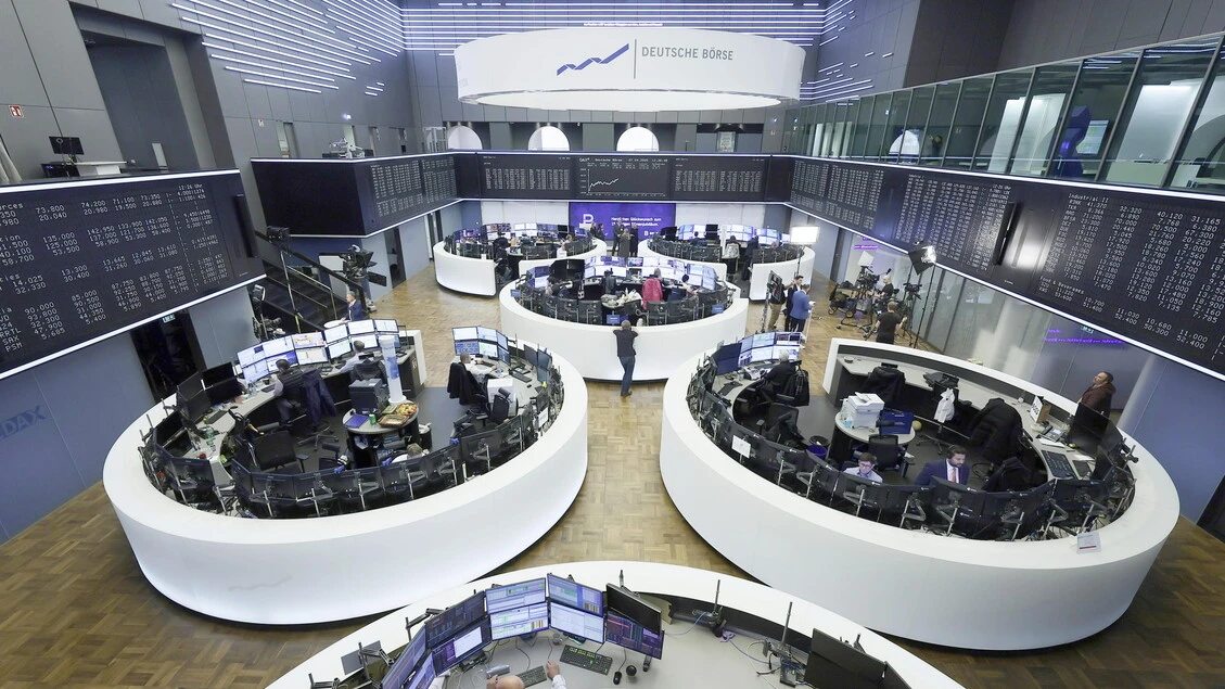Borsa: l'Europa in avvio è positiva, Francoforte +0,42%