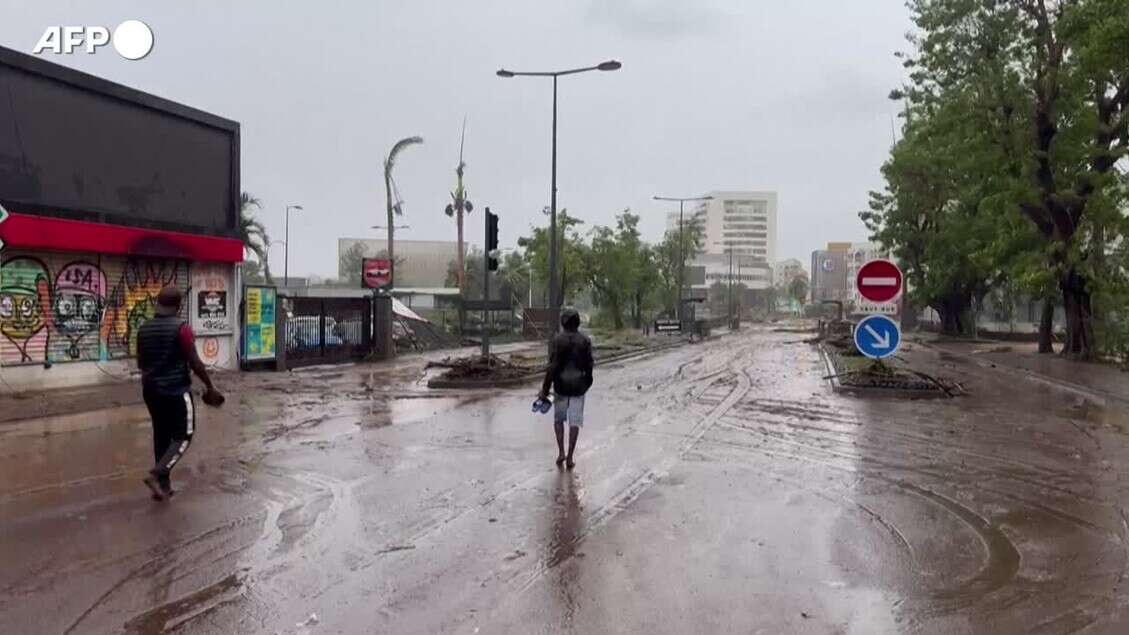 Il ciclone Garance colpisce l'isola di Reunion, almeno 4 morti