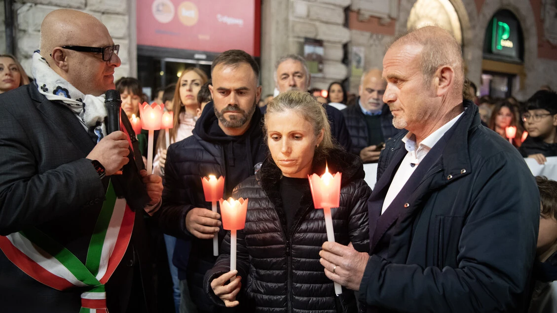 La famiglia di Ilaria Sula dopo i funerali, 'grazie a tutti'