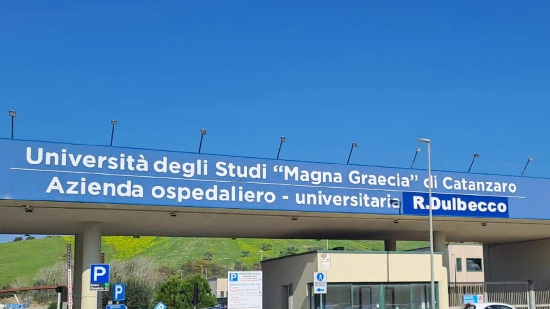 Gestione privata liste d'attesa, primario risponde al Gip