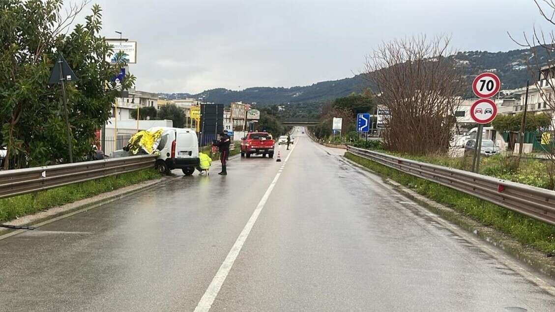 Auto contro guard-rail nel Brindisino, muore un 41enne