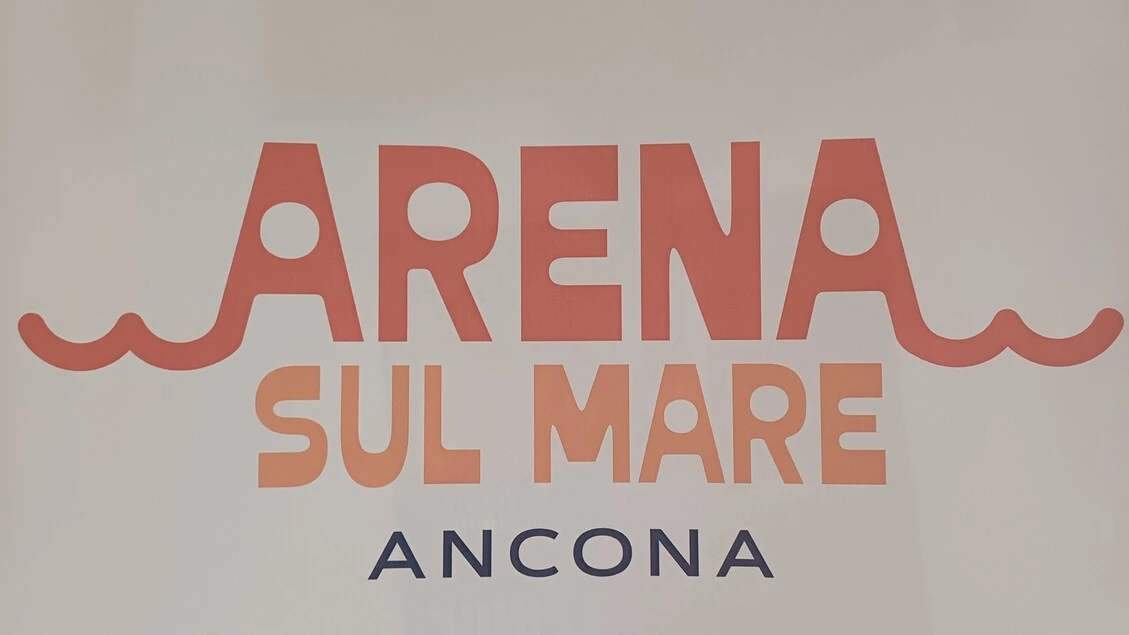 Talk e concerti, torna l'Arena sul mare al porto di Ancona
