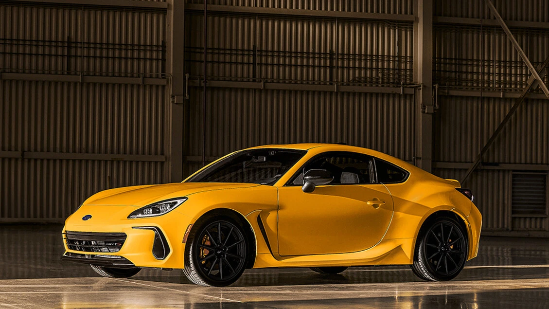 Subaru lancia solo in Usa WRX e BRZ edizione Series Yellow