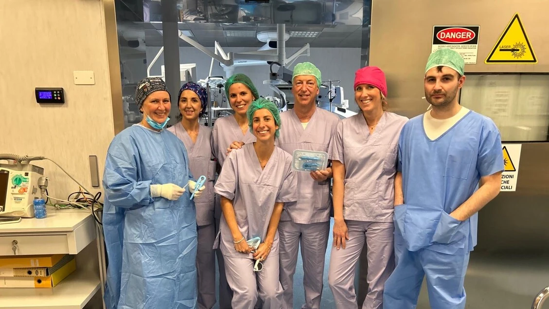 Eseguiti a Trieste i primi impianti intraoculari per maculopatie