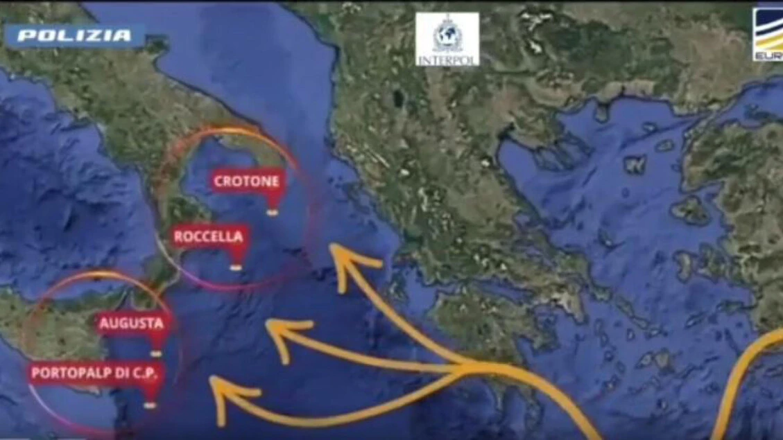 Migranti, trafficante estradato in Italia dall'Albania