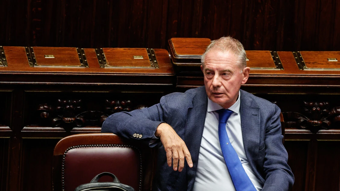 Urso, 'decarbonizzazione dell'Ilva è un vincolo ineludibile'