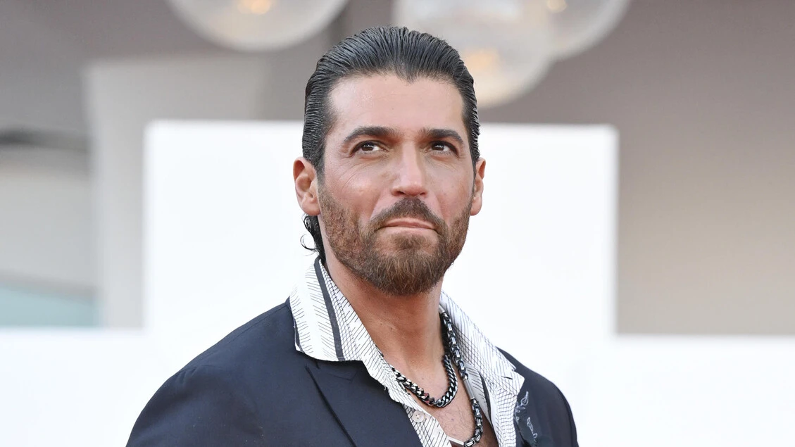 Can Yaman co-conduttore a Sanremo